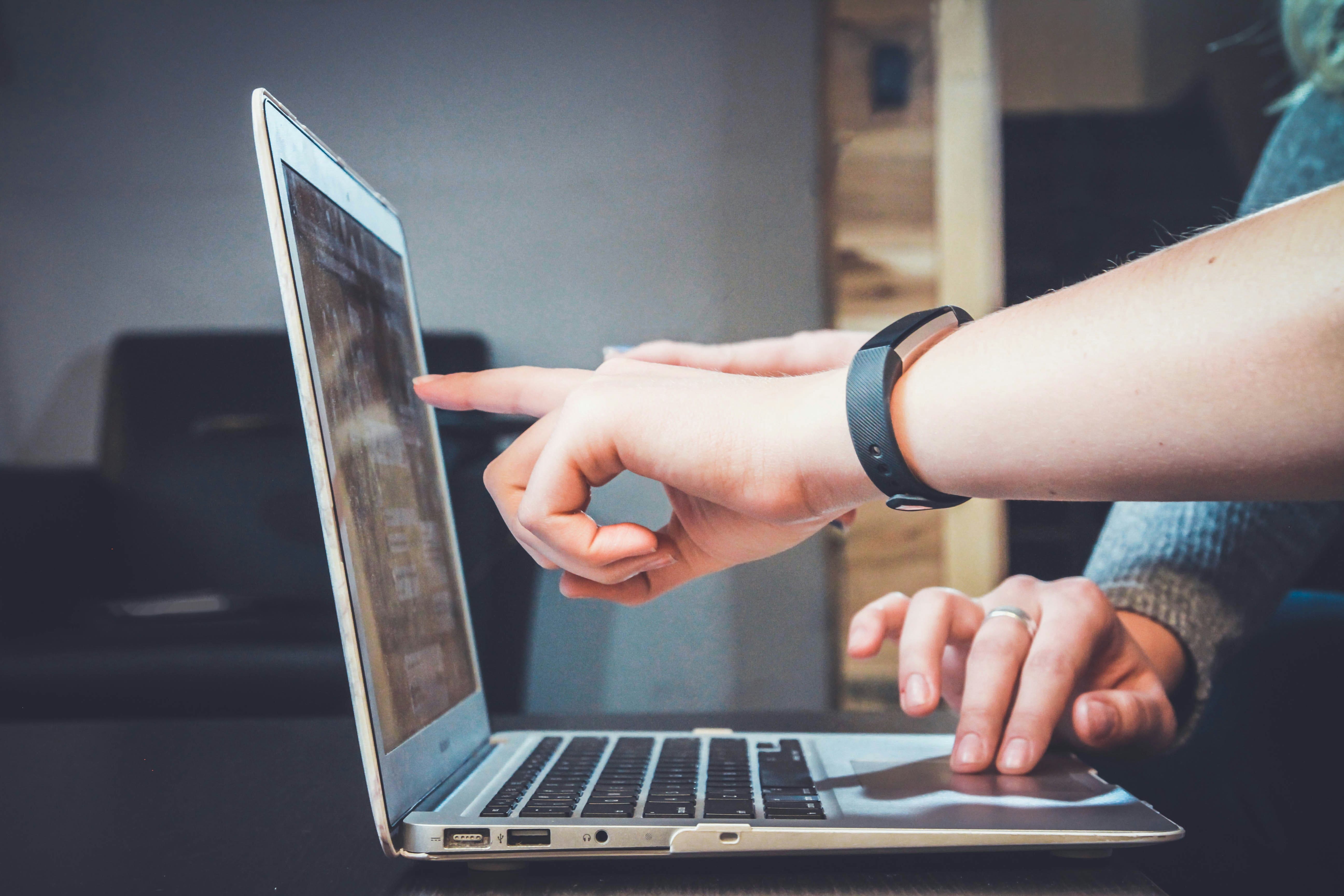 How to Write a Resume That Gets Interviews in 2026